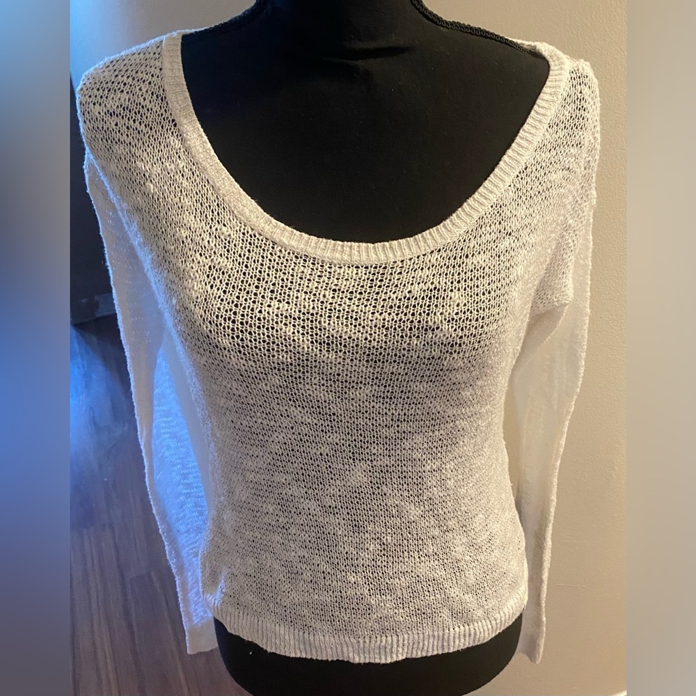 Abercrombie Kids Vintage Sz L White Scoop Neck Long Sleeved Sweater Open Stitch